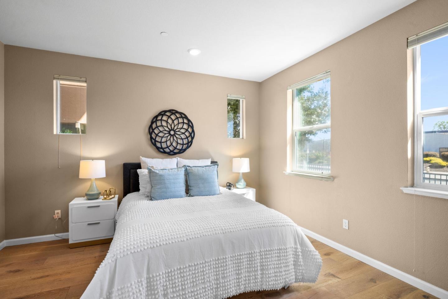 Photo #5: ML82037845 Listing: Photo #5