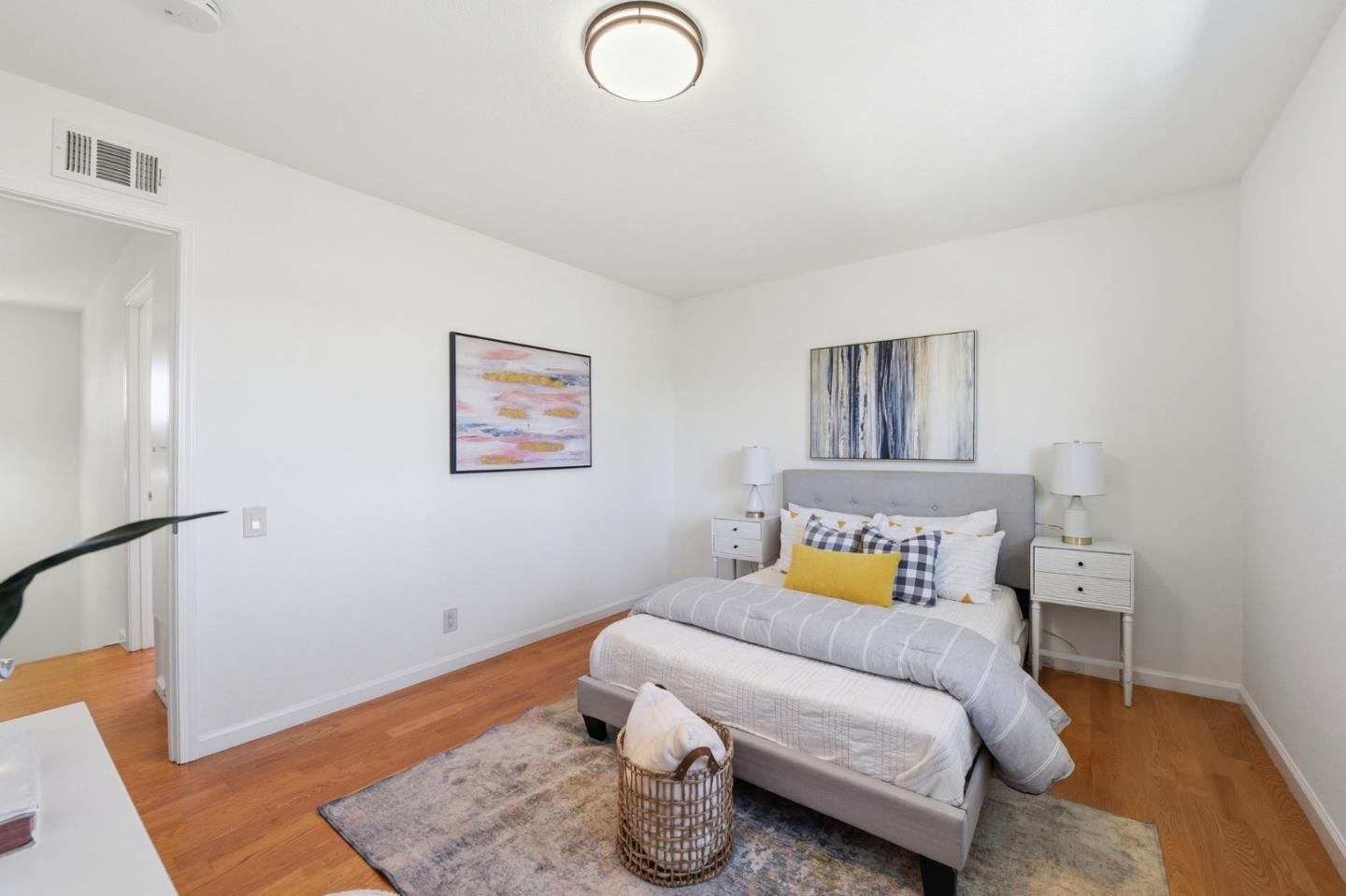 Detail Gallery Image 19 of 35 For 4487 Britwell Ct, San Jose,  CA 95136 - 5 Beds | 2/1 Baths