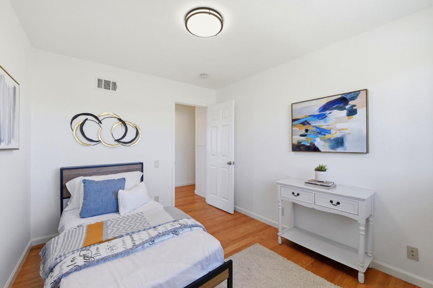 Detail Gallery Image 23 of 35 For 4487 Britwell Ct, San Jose,  CA 95136 - 5 Beds | 2/1 Baths