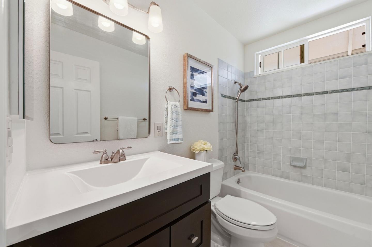 Detail Gallery Image 27 of 35 For 4487 Britwell Ct, San Jose,  CA 95136 - 5 Beds | 2/1 Baths