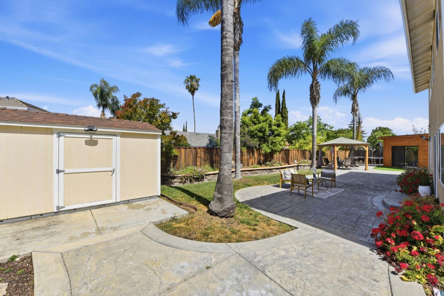 Detail Gallery Image 30 of 35 For 4487 Britwell Ct, San Jose,  CA 95136 - 5 Beds | 2/1 Baths