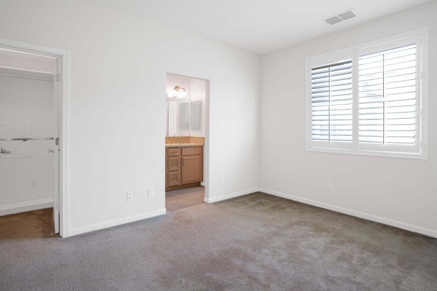 Detail Gallery Image 22 of 46 For 1297 Coyote Creek Way, Milpitas,  CA 95035 - 3 Beds | 2/1 Baths