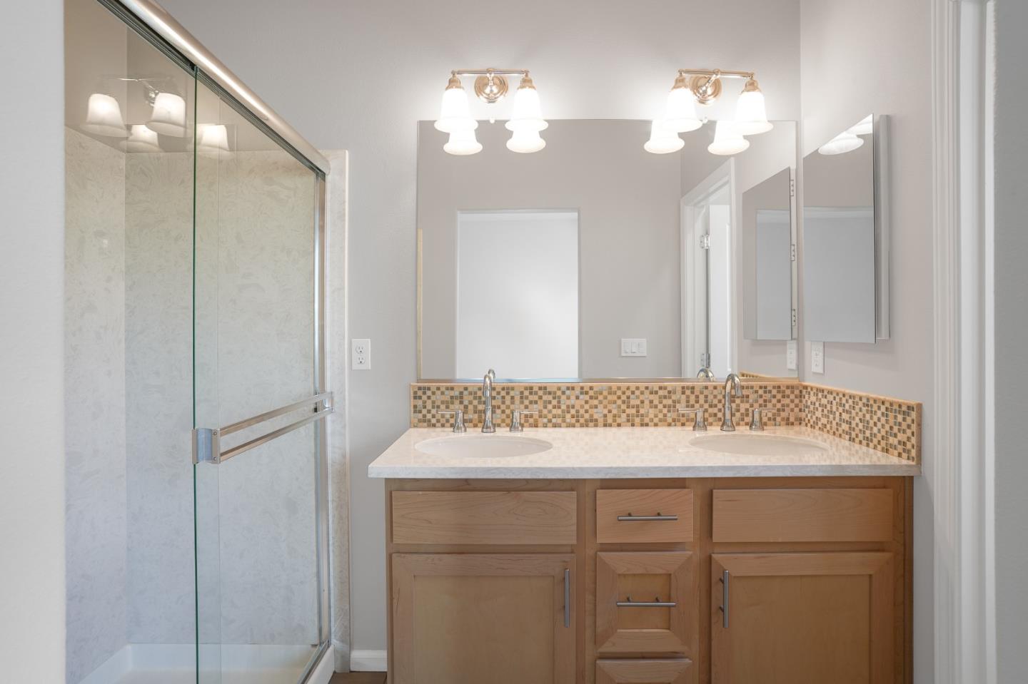 Detail Gallery Image 26 of 46 For 1297 Coyote Creek Way, Milpitas,  CA 95035 - 3 Beds | 2/1 Baths