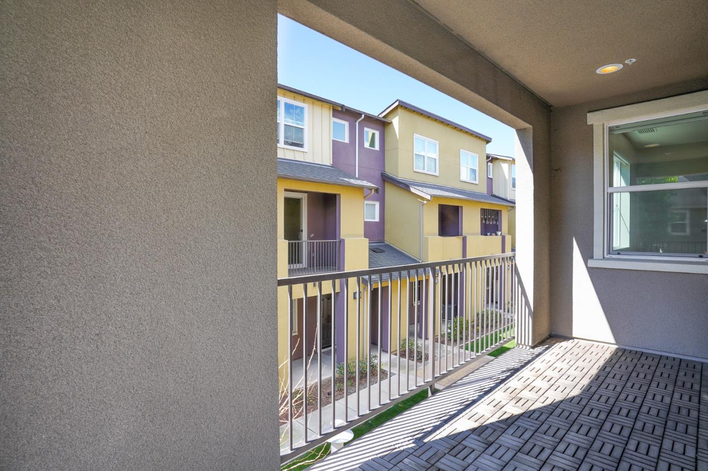 Detail Gallery Image 31 of 46 For 1297 Coyote Creek Way, Milpitas,  CA 95035 - 3 Beds | 2/1 Baths