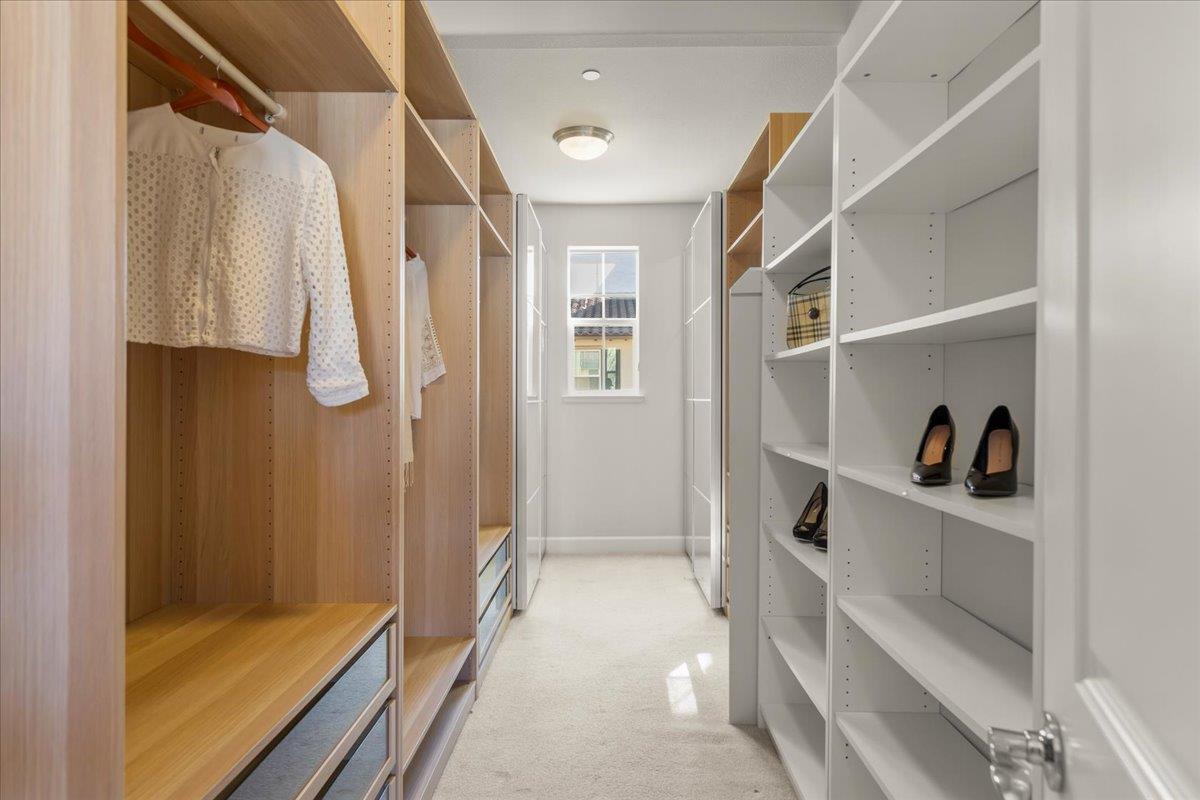 Detail Gallery Image 16 of 30 For 560 Holthouse Ter, Sunnyvale,  CA 94087 - 3 Beds | 2/1 Baths