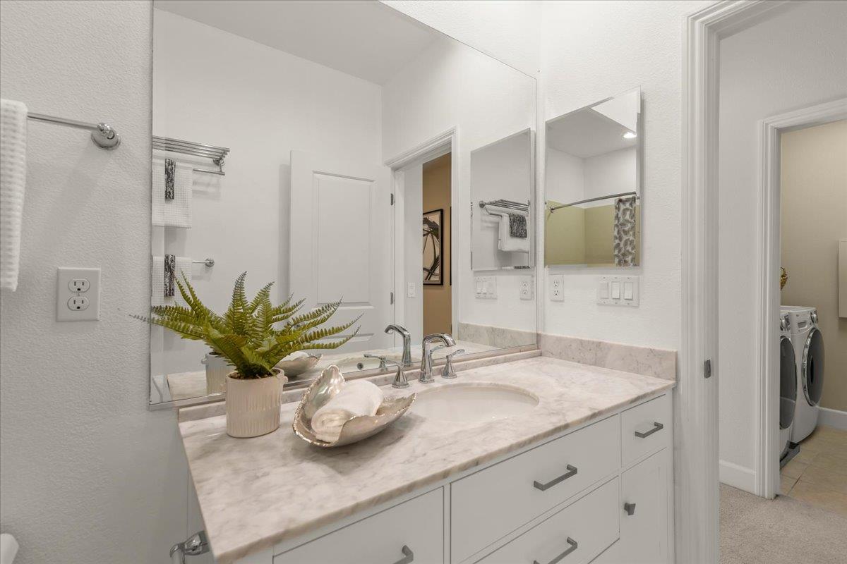 Detail Gallery Image 22 of 30 For 560 Holthouse Ter, Sunnyvale,  CA 94087 - 3 Beds | 2/1 Baths