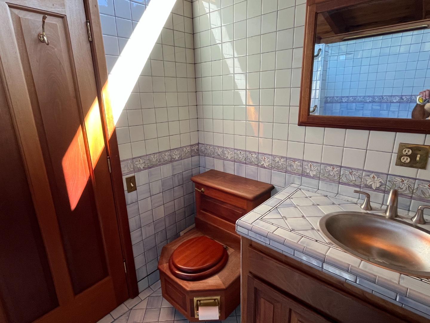 Detail Gallery Image 15 of 43 For 1557 Day Valley Rd, Aptos,  CA 95003 - 2 Beds | 2 Baths