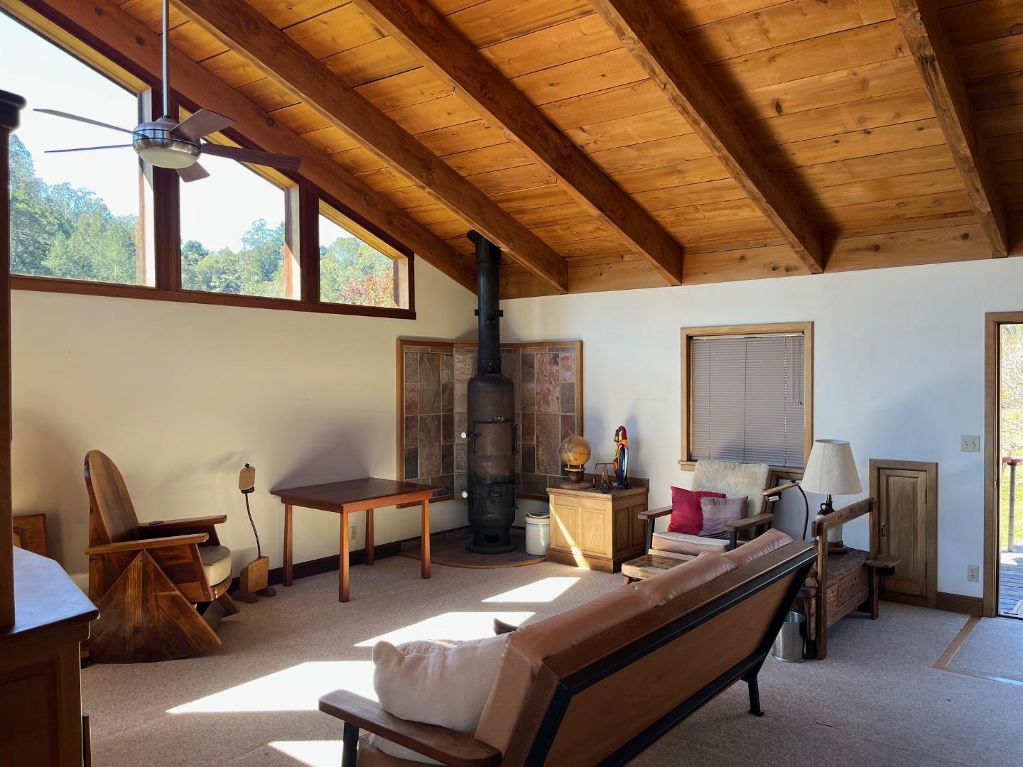 Detail Gallery Image 5 of 43 For 1557 Day Valley Rd, Aptos,  CA 95003 - 2 Beds | 2 Baths