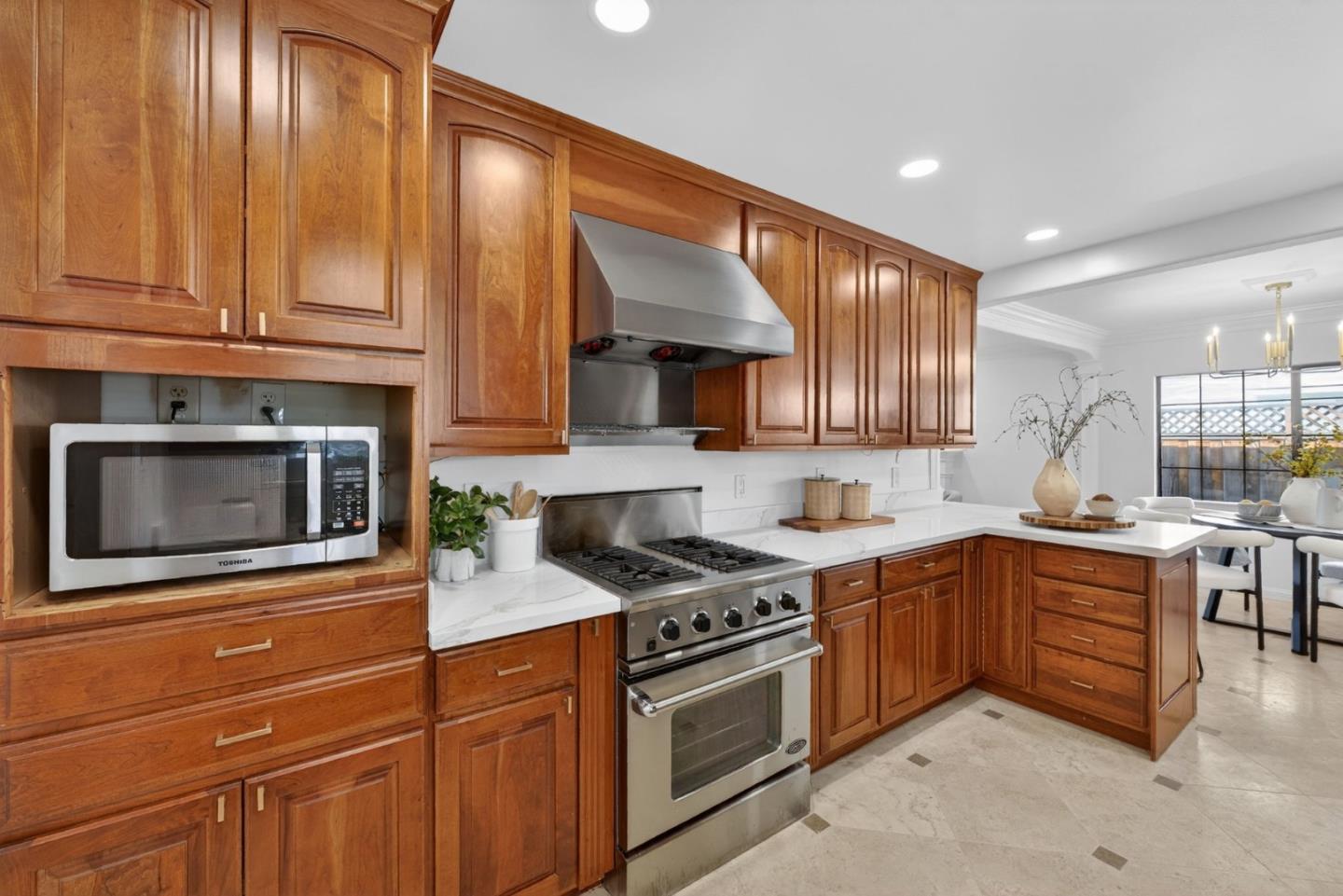 Detail Gallery Image 7 of 35 For 3531 Forest Ave, Santa Clara,  CA 95050 - 4 Beds | 2 Baths