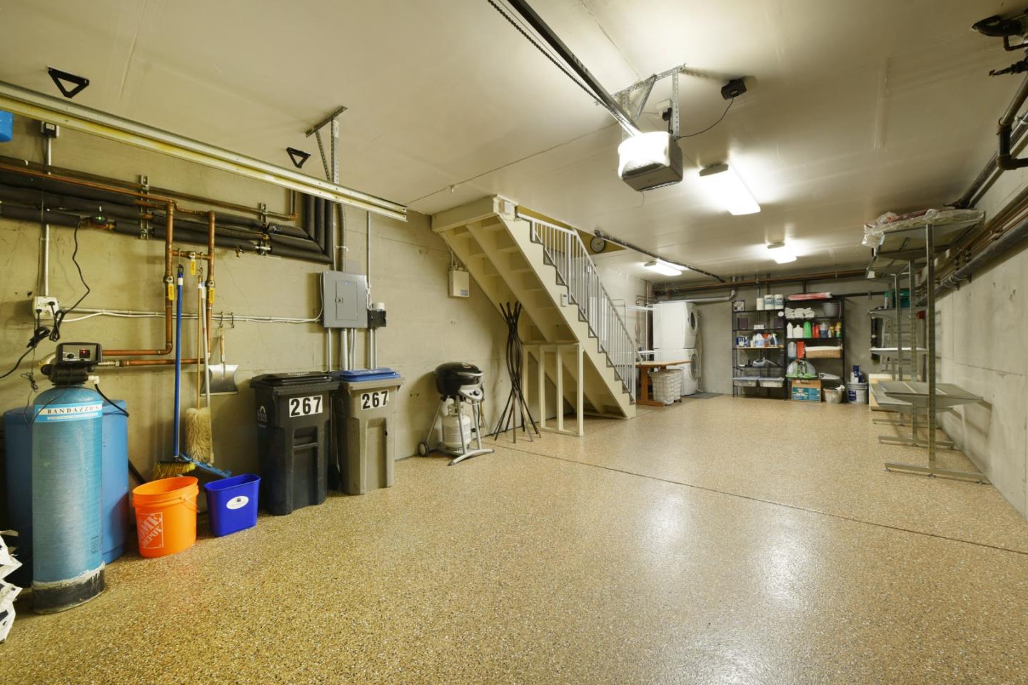 Detail Gallery Image 13 of 14 For 267 Cahill Park Dr, San Jose,  CA 95126 - 4 Beds | 2/1 Baths