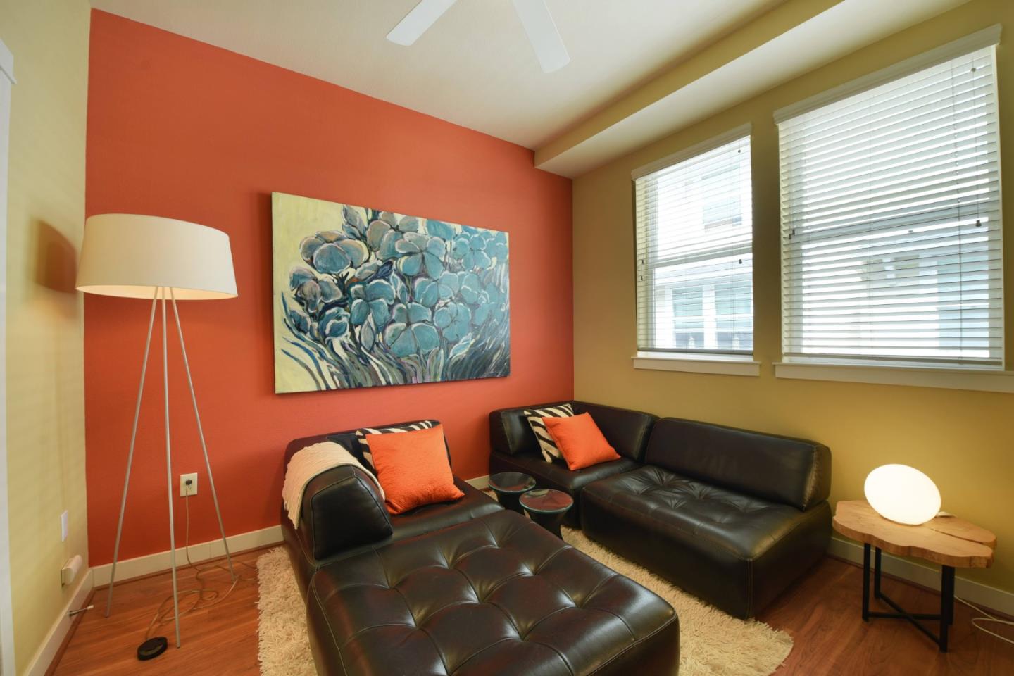 Detail Gallery Image 5 of 14 For 267 Cahill Park Dr, San Jose,  CA 95126 - 4 Beds | 2/1 Baths