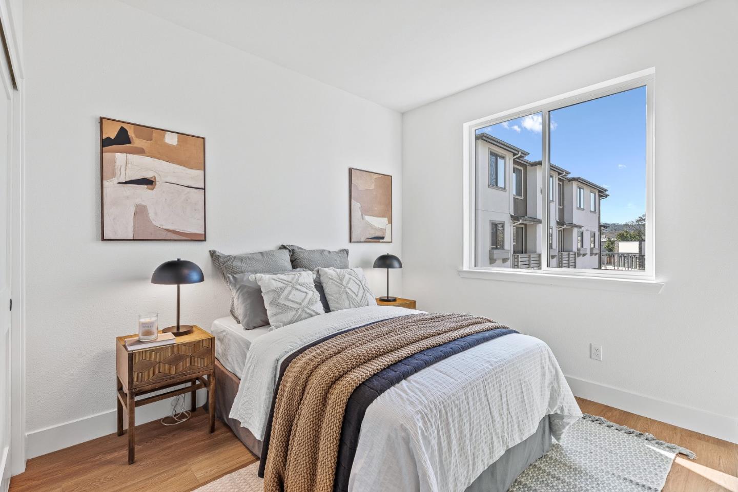 Detail Gallery Image 15 of 19 For 943 Woodside Rd, Redwood City,  CA 94061 - 4 Beds | 4 Baths