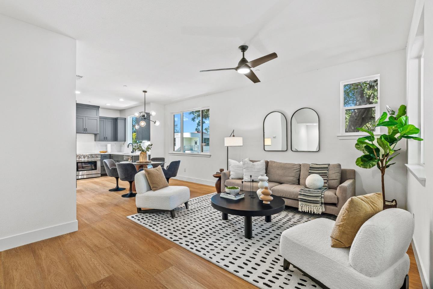 Detail Gallery Image 7 of 19 For 943 Woodside Rd, Redwood City,  CA 94061 - 4 Beds | 4 Baths