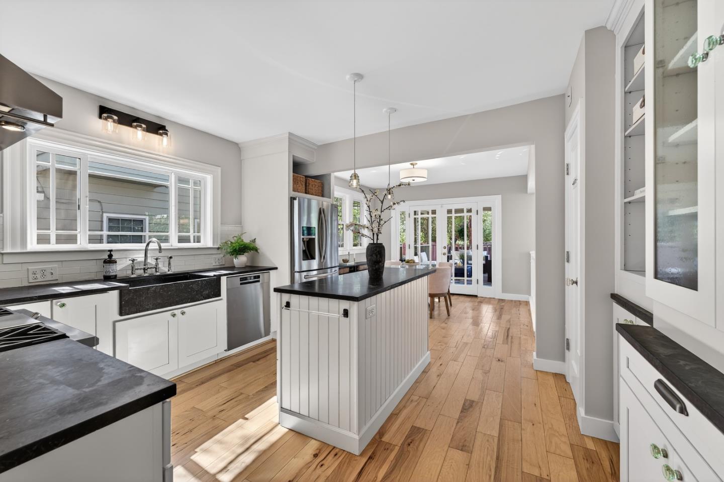 Detail Gallery Image 16 of 65 For 136 Loma Alta Ave, Los Gatos,  CA 95030 - 3 Beds | 3 Baths