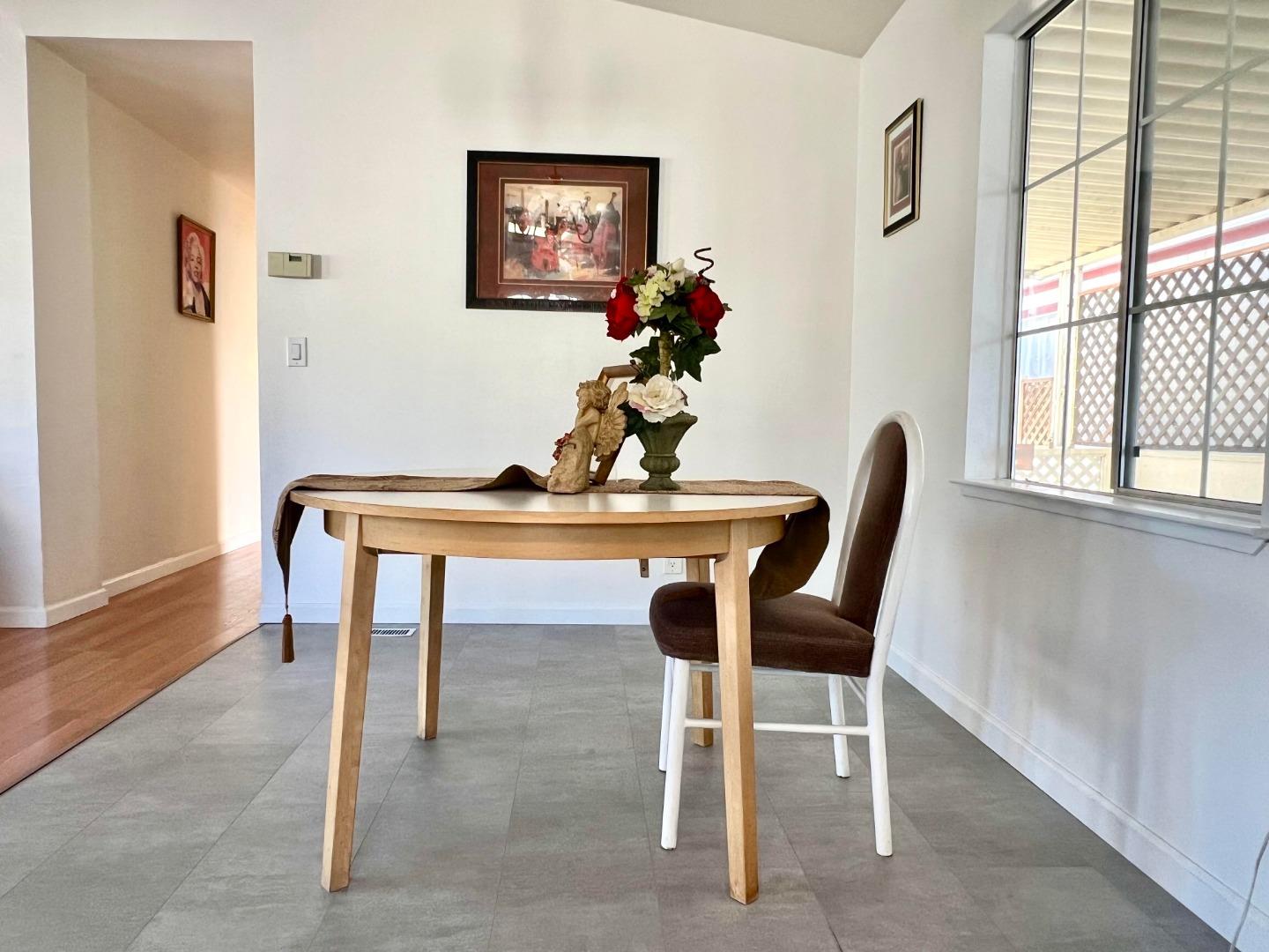 Detail Gallery Image 12 of 49 For 600 E Weddell Dr #192,  Sunnyvale,  CA 94089 - 3 Beds | 2 Baths