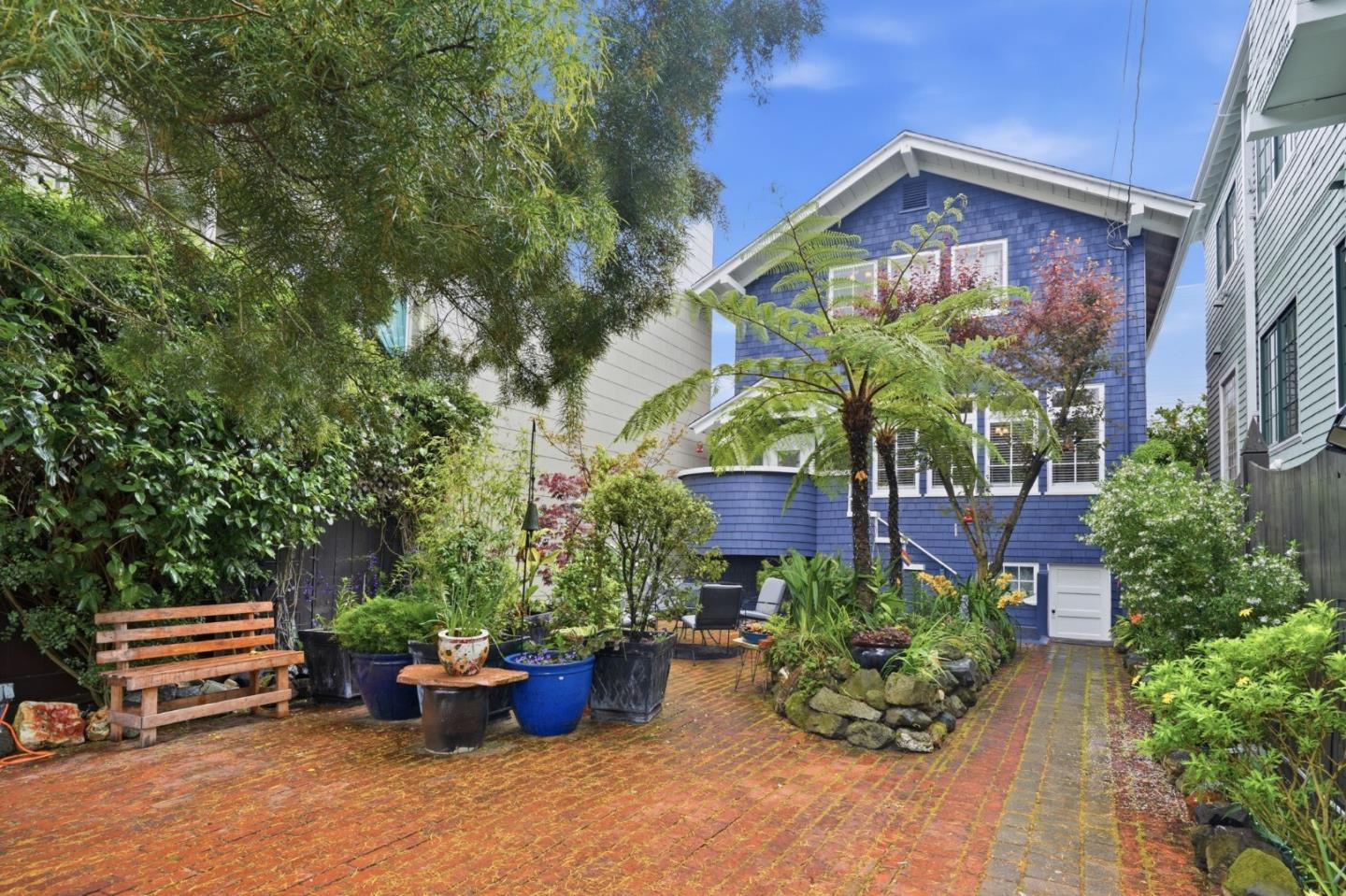 Front Image Thumbnail for ML82037860