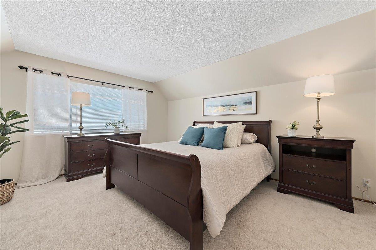 Detail Gallery Image 14 of 23 For 6325 Malory Dr, San Jose,  CA 95123 - 3 Beds | 2 Baths