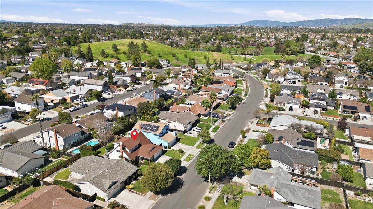 Detail Gallery Image 20 of 23 For 6325 Malory Dr, San Jose,  CA 95123 - 3 Beds | 2 Baths