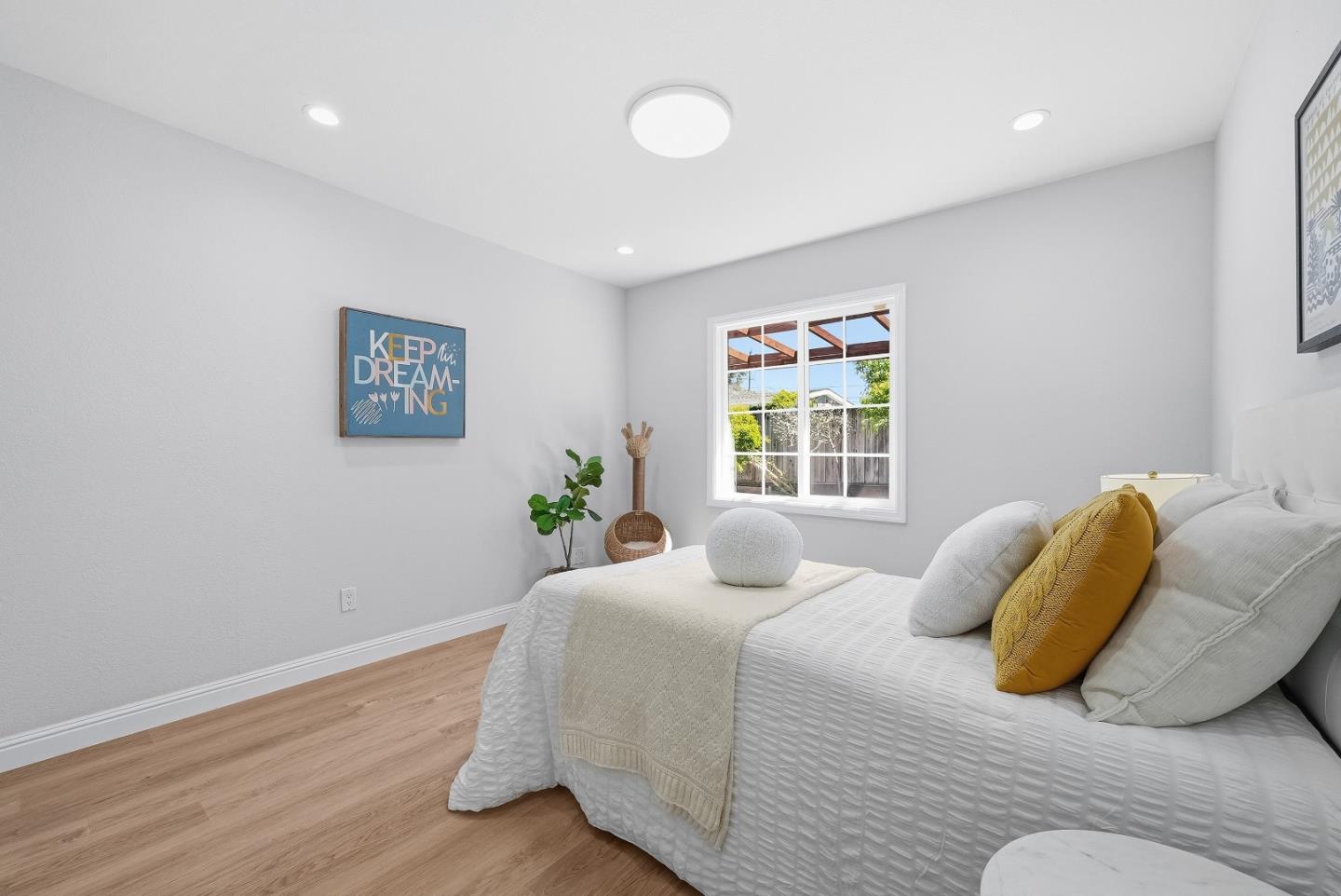 Detail Gallery Image 33 of 49 For 413 Del Medio Ave, Mountain View,  CA 94040 - 3 Beds | 3 Baths