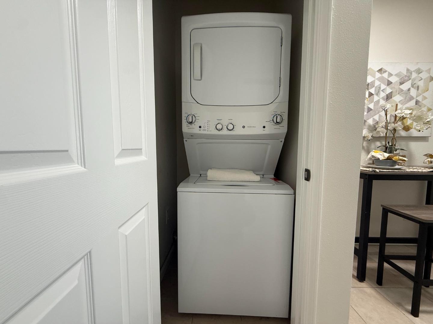 Detail Gallery Image 14 of 17 For 494 Clifton Ave, San Jose,  CA 95128 - 3 Beds | 1 Baths