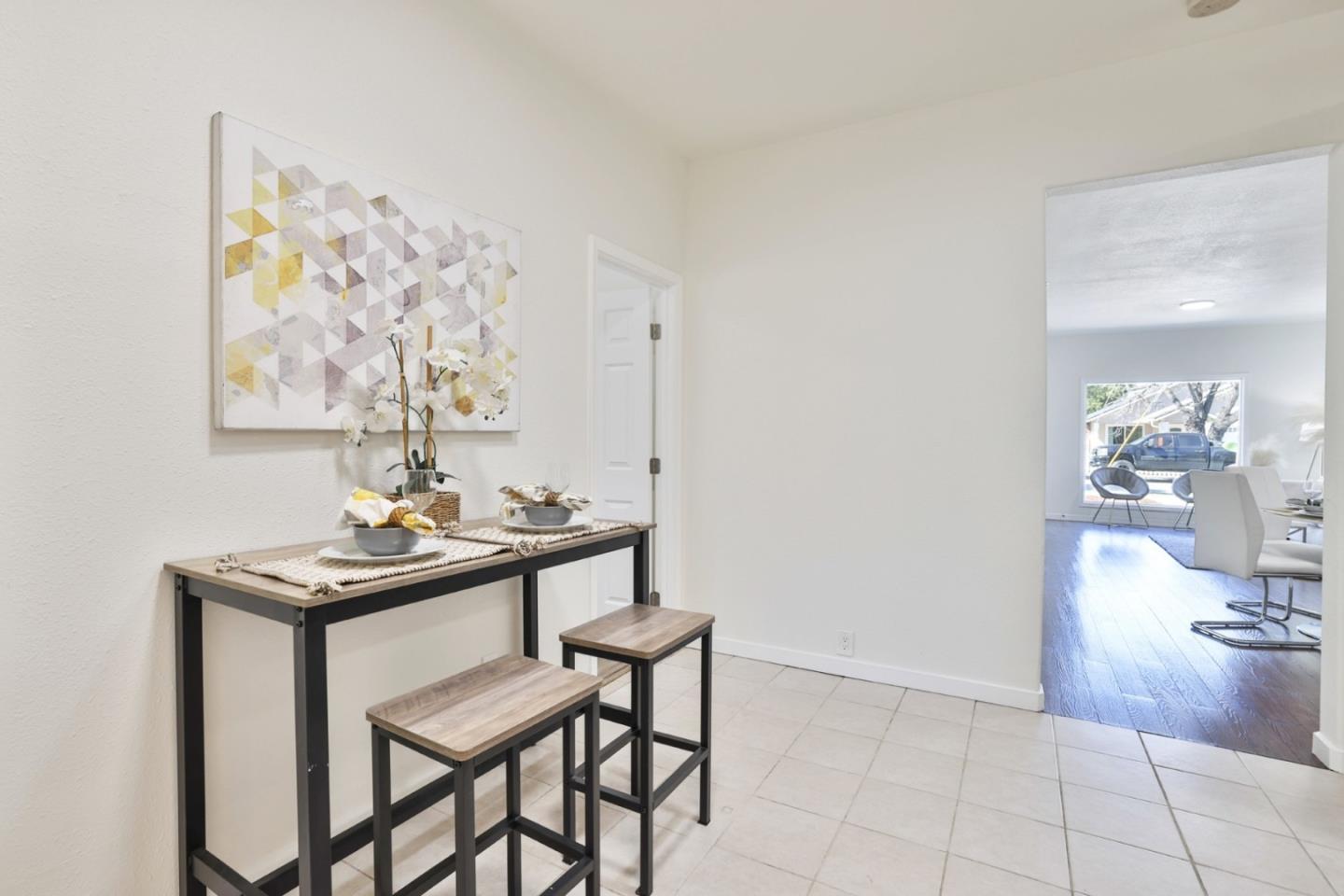 Detail Gallery Image 9 of 17 For 494 Clifton Ave, San Jose,  CA 95128 - 3 Beds | 1 Baths