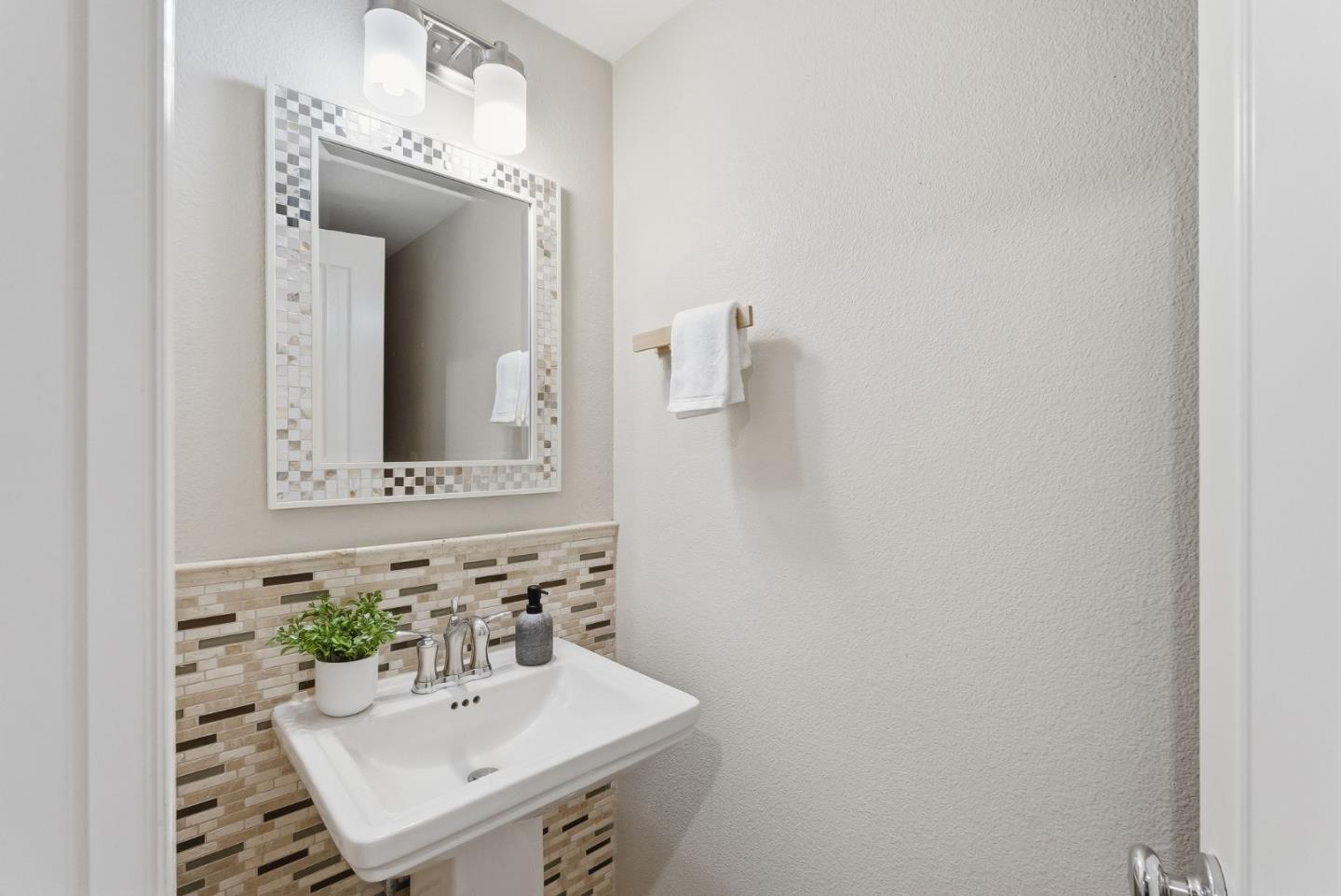 Photo #9: ML82037868 Listing: Photo #9