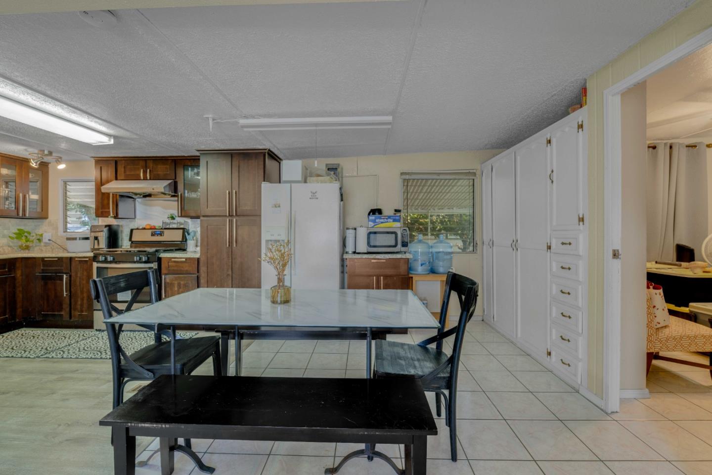 Detail Gallery Image 10 of 26 For 2855 Senter Rd #63,  San Jose,  CA 95111 - 3 Beds | 2 Baths