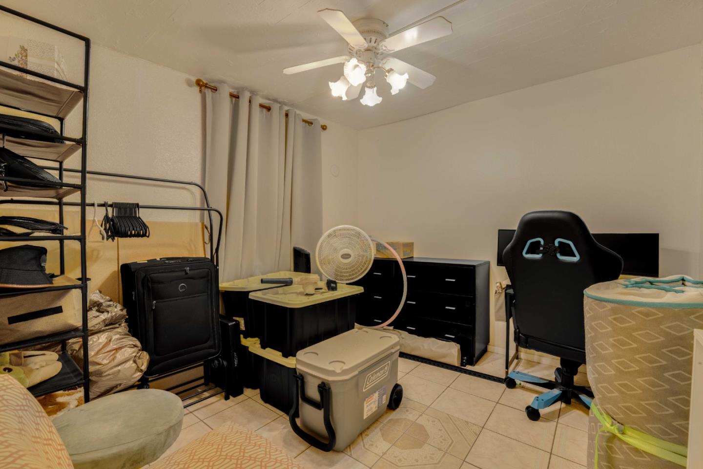 Detail Gallery Image 11 of 26 For 2855 Senter Rd #63,  San Jose,  CA 95111 - 3 Beds | 2 Baths