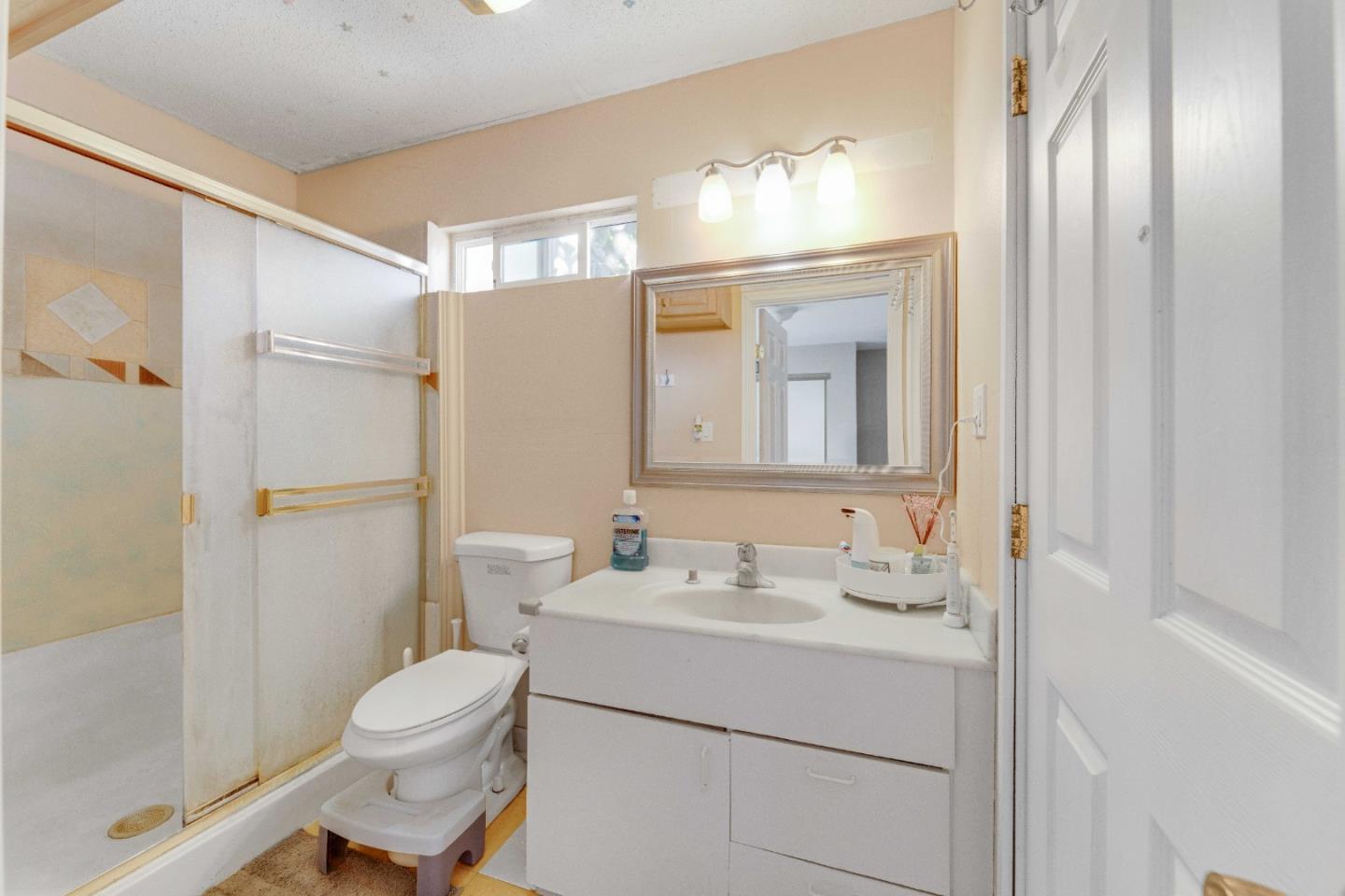 Detail Gallery Image 15 of 26 For 2855 Senter Rd #63,  San Jose,  CA 95111 - 3 Beds | 2 Baths