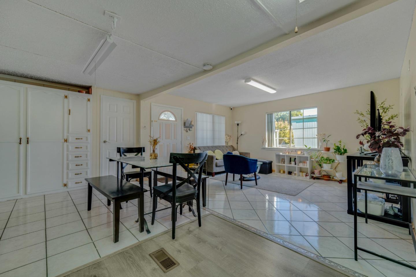 Detail Gallery Image 23 of 26 For 2855 Senter Rd #63,  San Jose,  CA 95111 - 3 Beds | 2 Baths