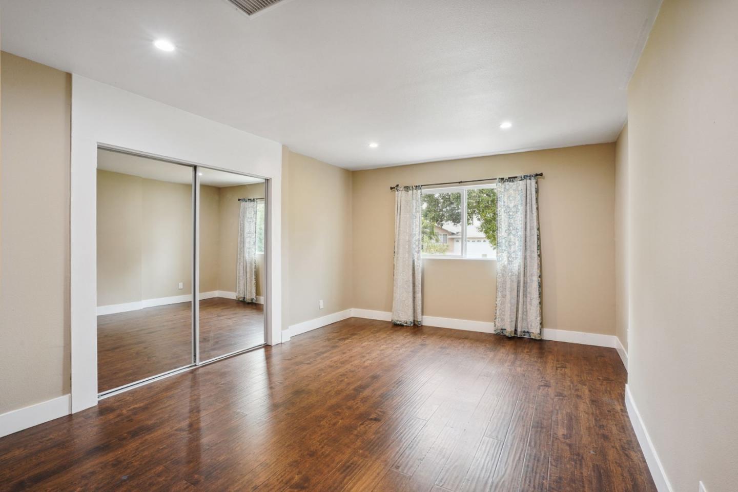 Detail Gallery Image 13 of 25 For 1133 W 78th St, Los Angeles,  CA 90044 - 3 Beds | 2 Baths