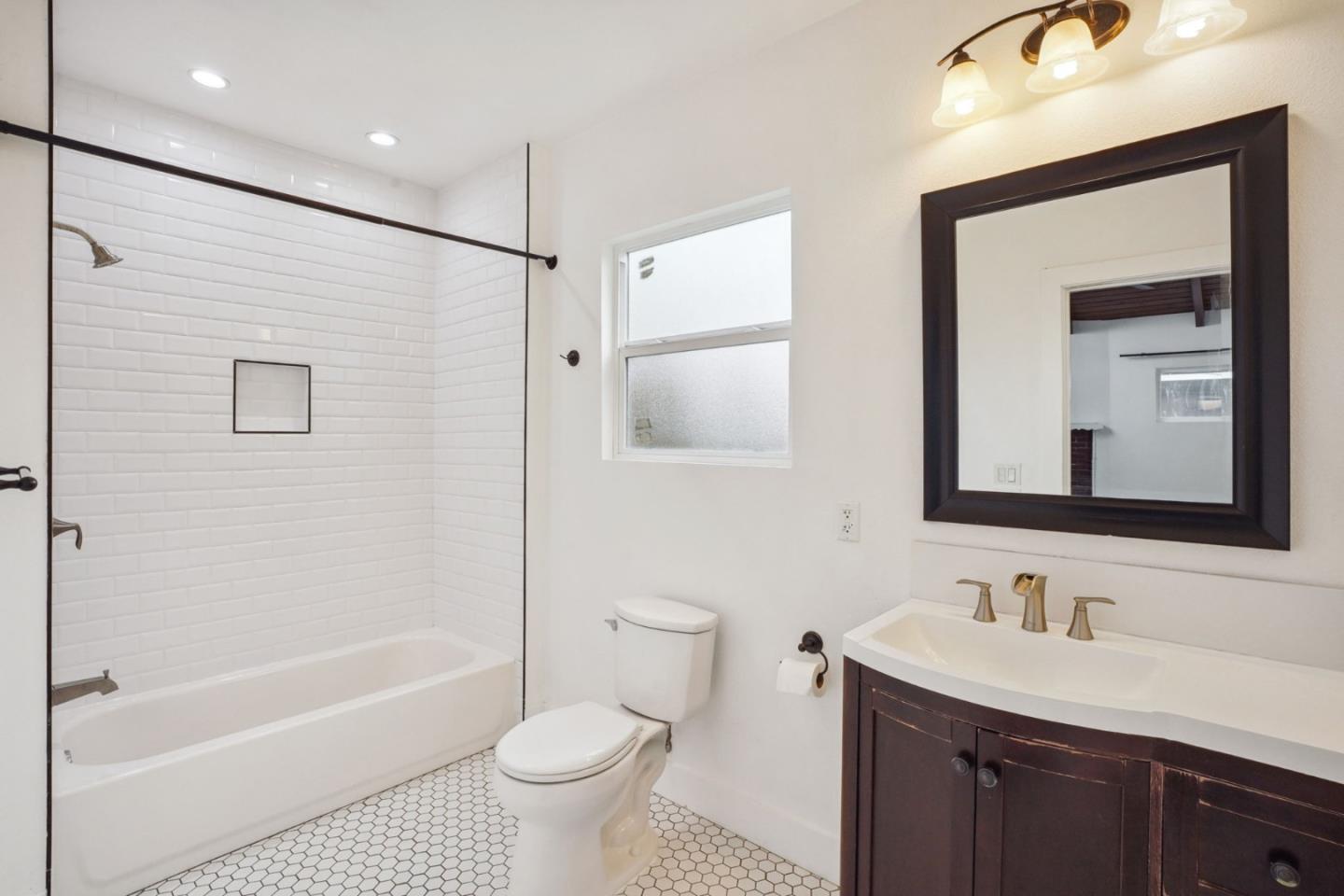 Detail Gallery Image 22 of 25 For 1133 W 78th St, Los Angeles,  CA 90044 - 3 Beds | 2 Baths
