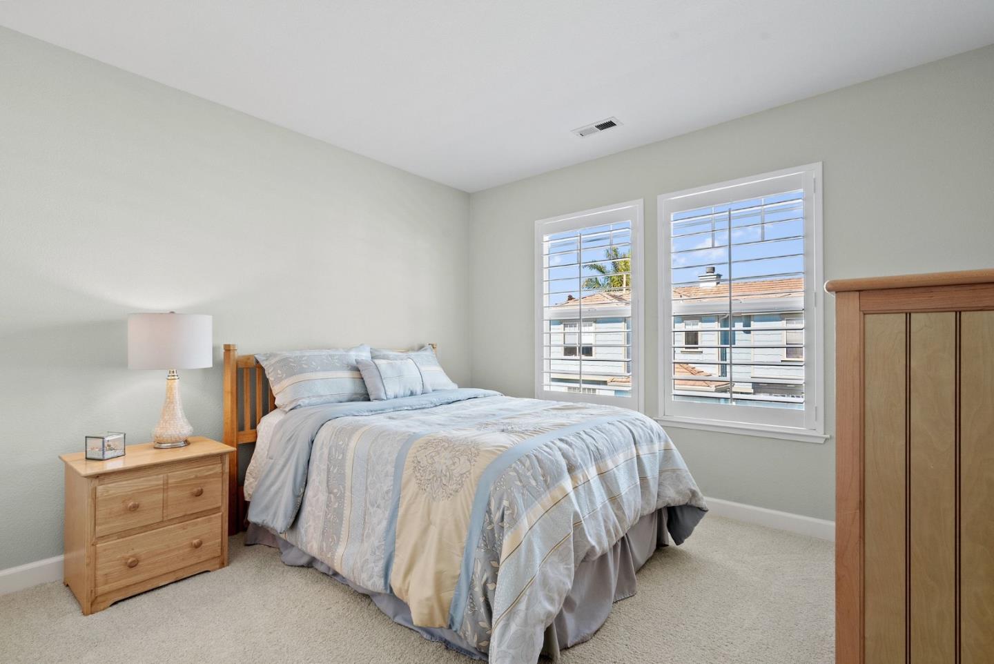Detail Gallery Image 20 of 40 For 2130 Francesco Cir, Capitola,  CA 95010 - 3 Beds | 2/1 Baths