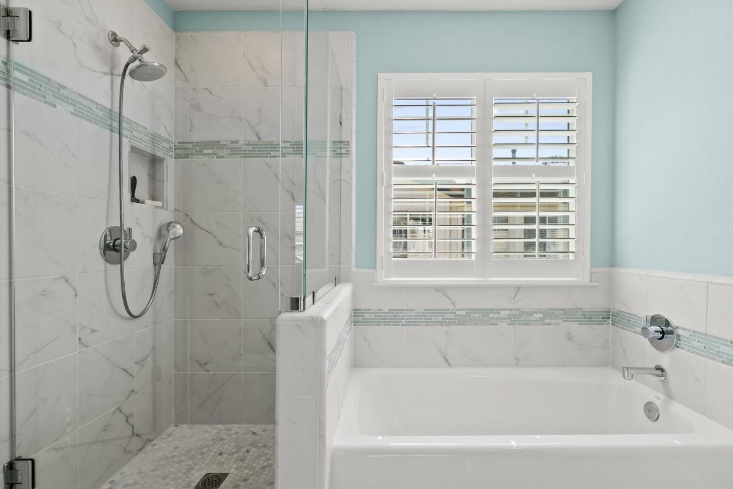 Detail Gallery Image 28 of 40 For 2130 Francesco Cir, Capitola,  CA 95010 - 3 Beds | 2/1 Baths