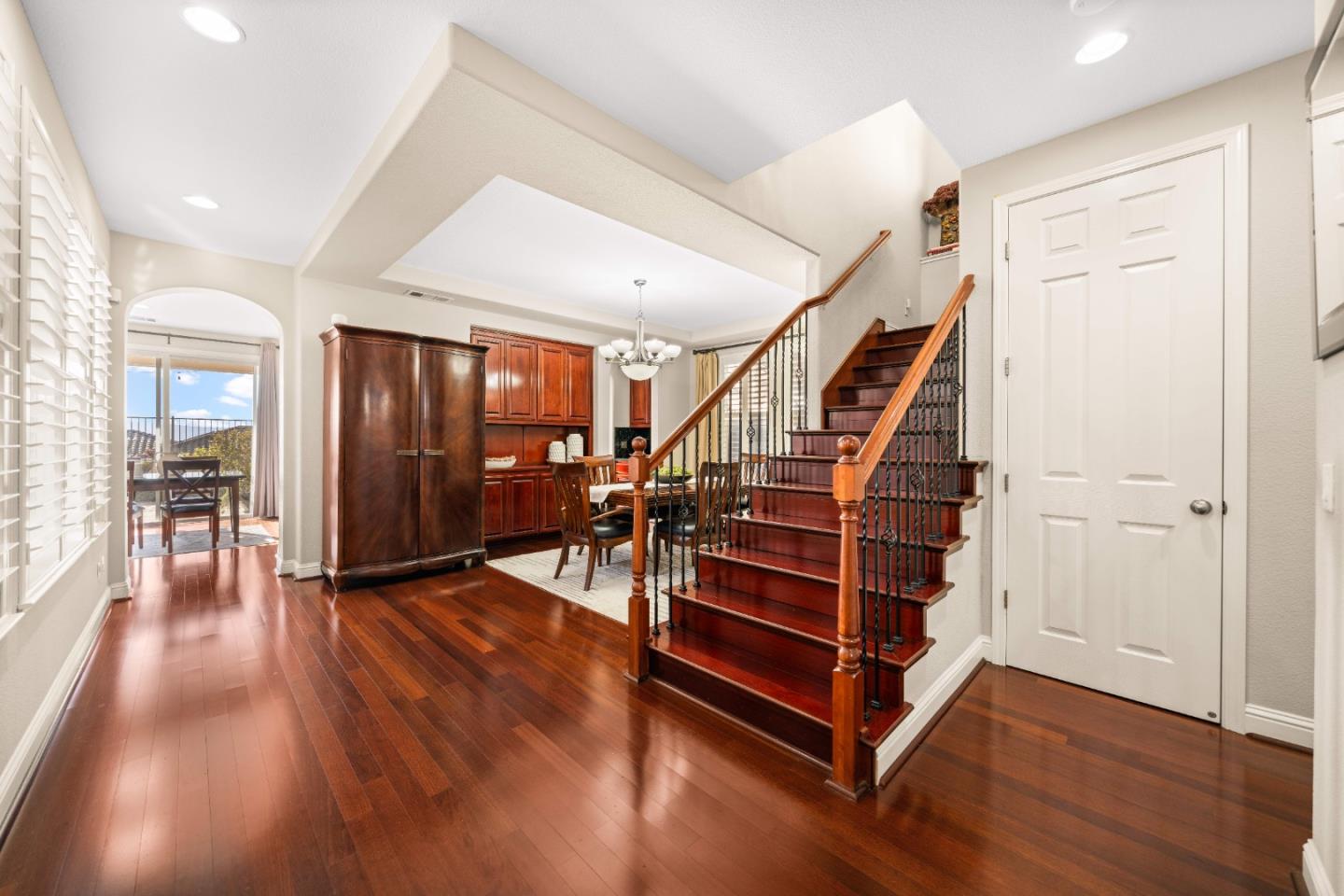 Detail Gallery Image 13 of 56 For 1553 Quiet Pond Ln, San Jose,  CA 95138 - 5 Beds | 4 Baths