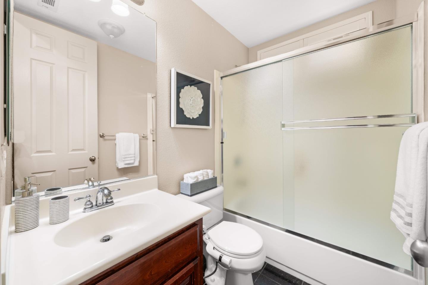 Detail Gallery Image 22 of 56 For 1553 Quiet Pond Ln, San Jose,  CA 95138 - 5 Beds | 4 Baths