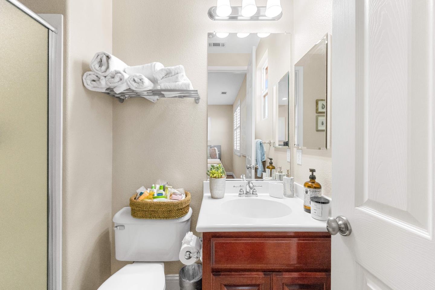 Detail Gallery Image 29 of 56 For 1553 Quiet Pond Ln, San Jose,  CA 95138 - 5 Beds | 4 Baths