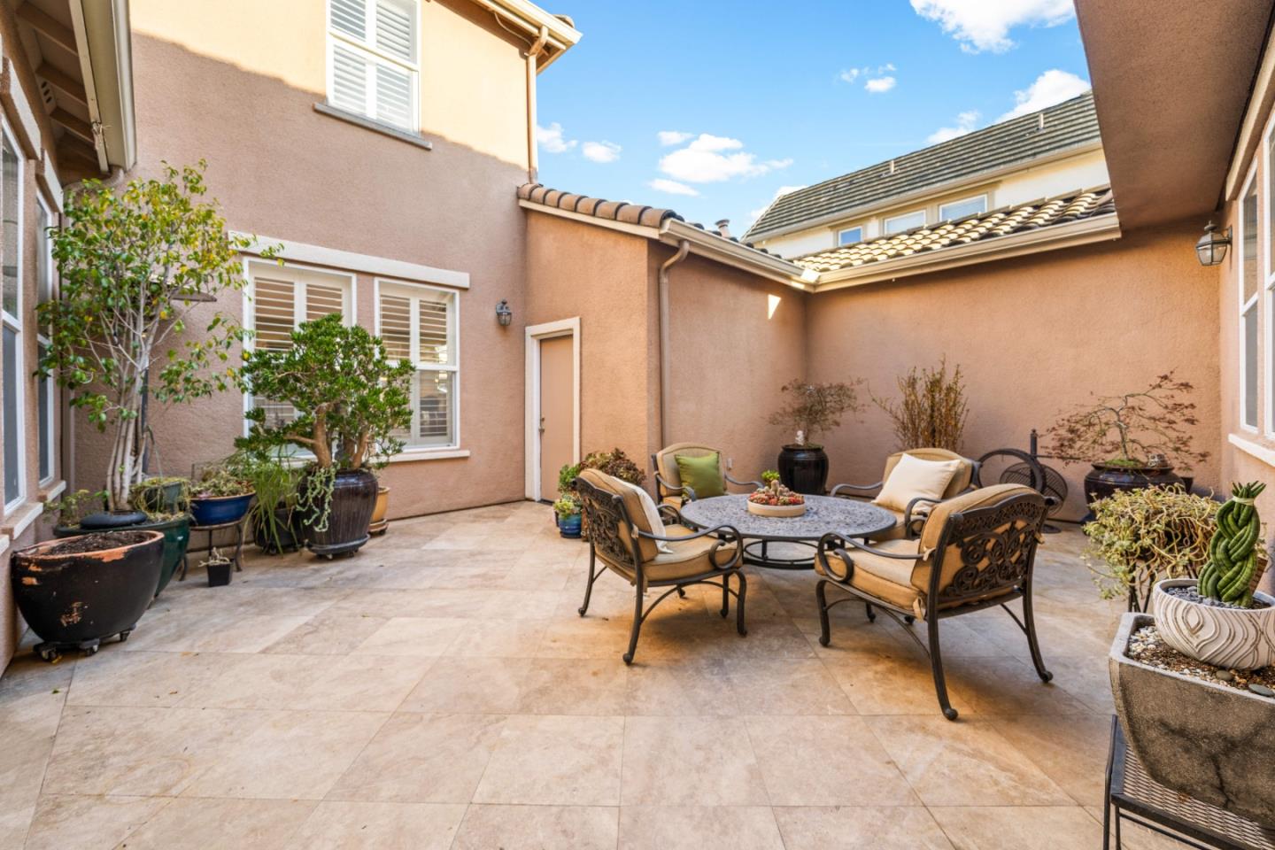 Detail Gallery Image 44 of 56 For 1553 Quiet Pond Ln, San Jose,  CA 95138 - 5 Beds | 4 Baths