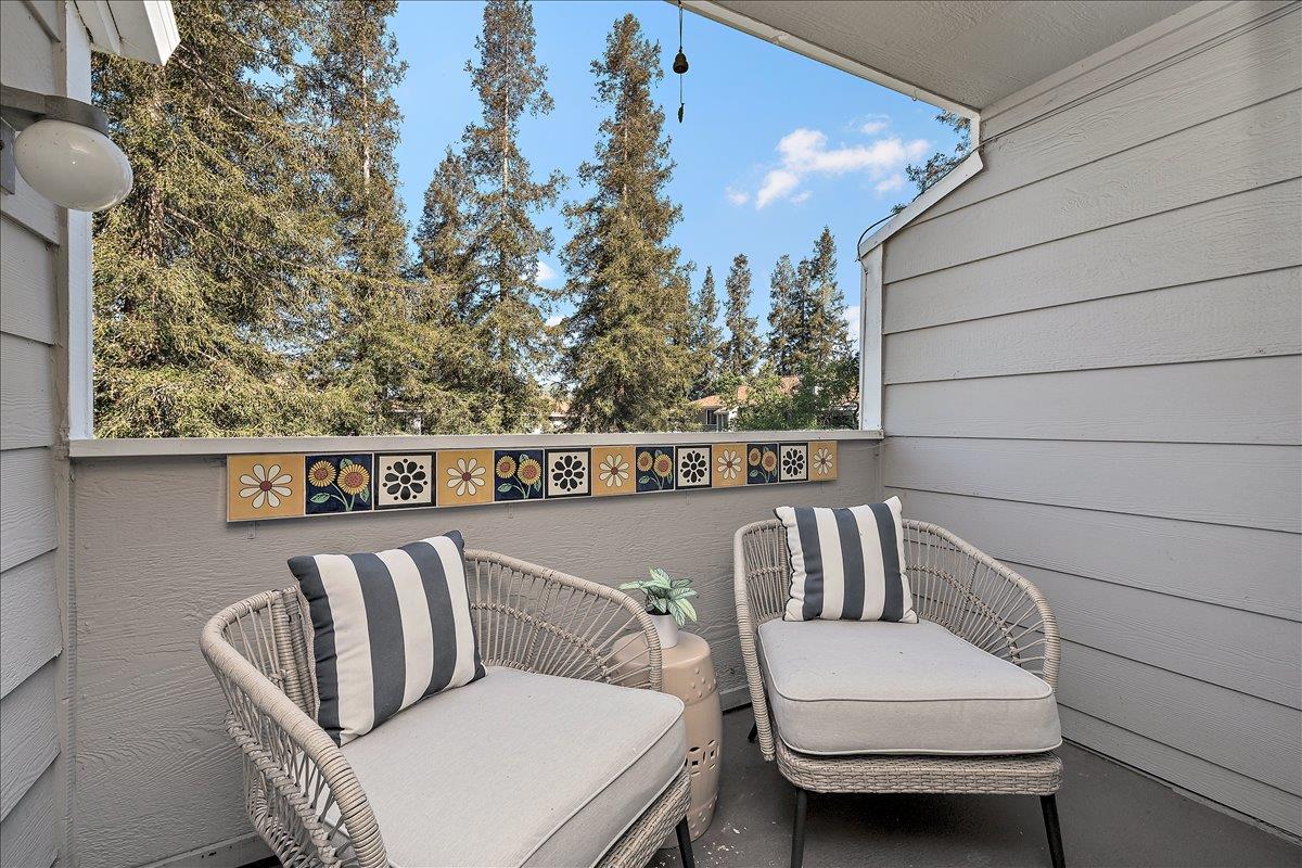 Detail Gallery Image 7 of 15 For 295 Stonegate Cir, San Jose,  CA 95110 - 1 Beds | 1 Baths