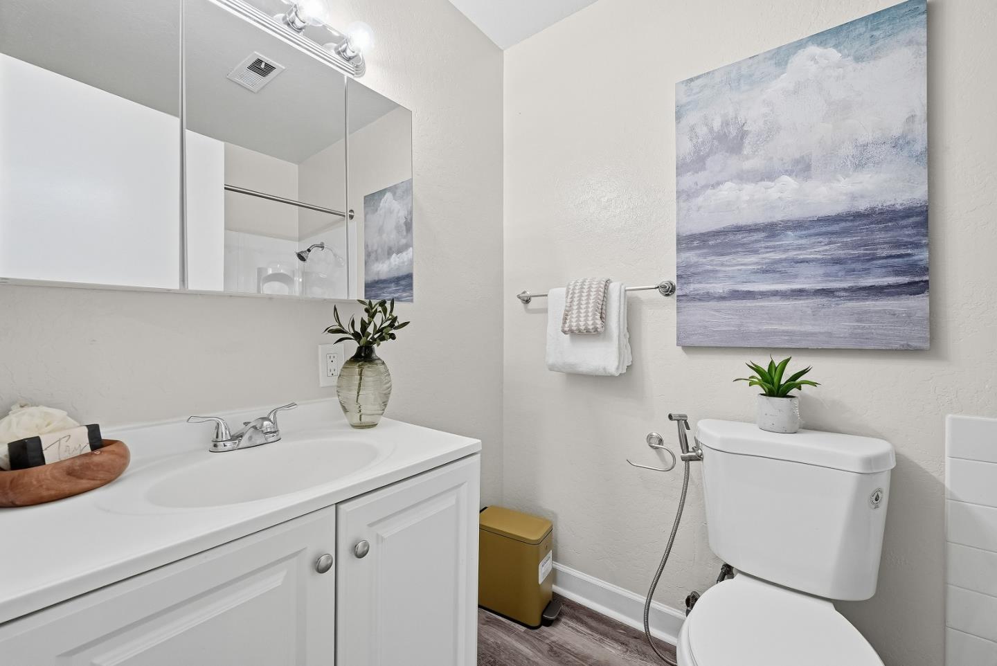 Detail Gallery Image 11 of 32 For 5083 Trenary Way, San Jose,  CA 95118 - 3 Beds | 2 Baths