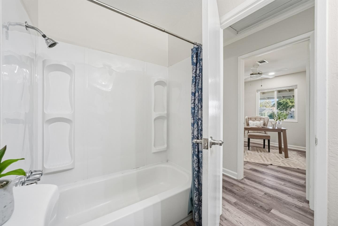 Detail Gallery Image 12 of 32 For 5083 Trenary Way, San Jose,  CA 95118 - 3 Beds | 2 Baths