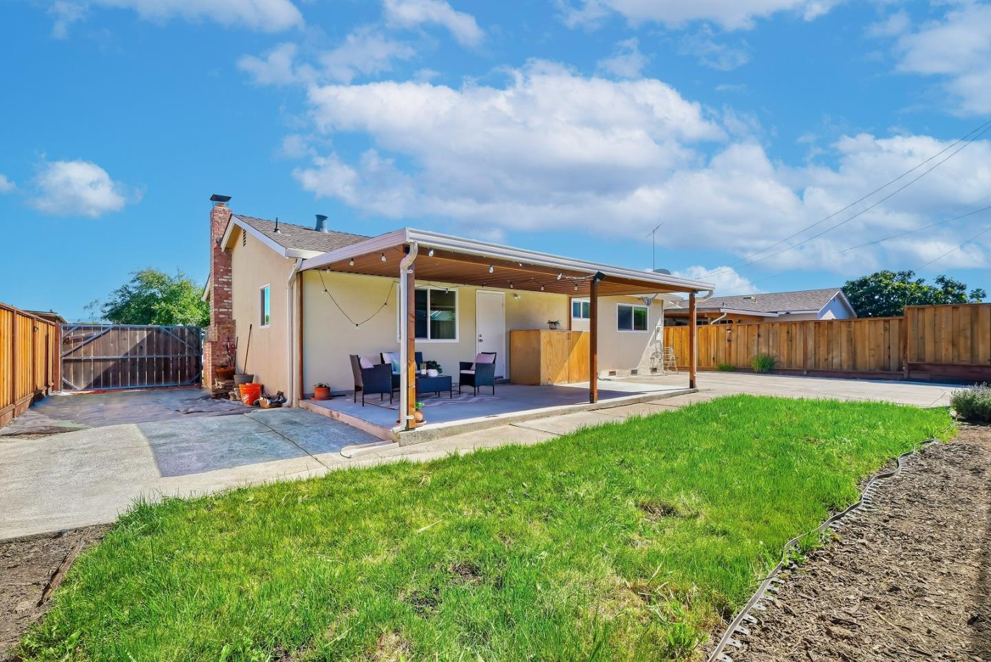 Detail Gallery Image 20 of 32 For 5083 Trenary Way, San Jose,  CA 95118 - 3 Beds | 2 Baths