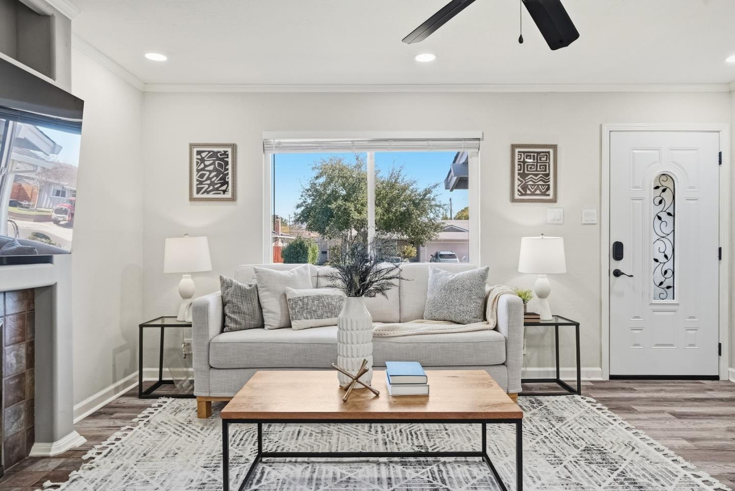 Detail Gallery Image 3 of 32 For 5083 Trenary Way, San Jose,  CA 95118 - 3 Beds | 2 Baths