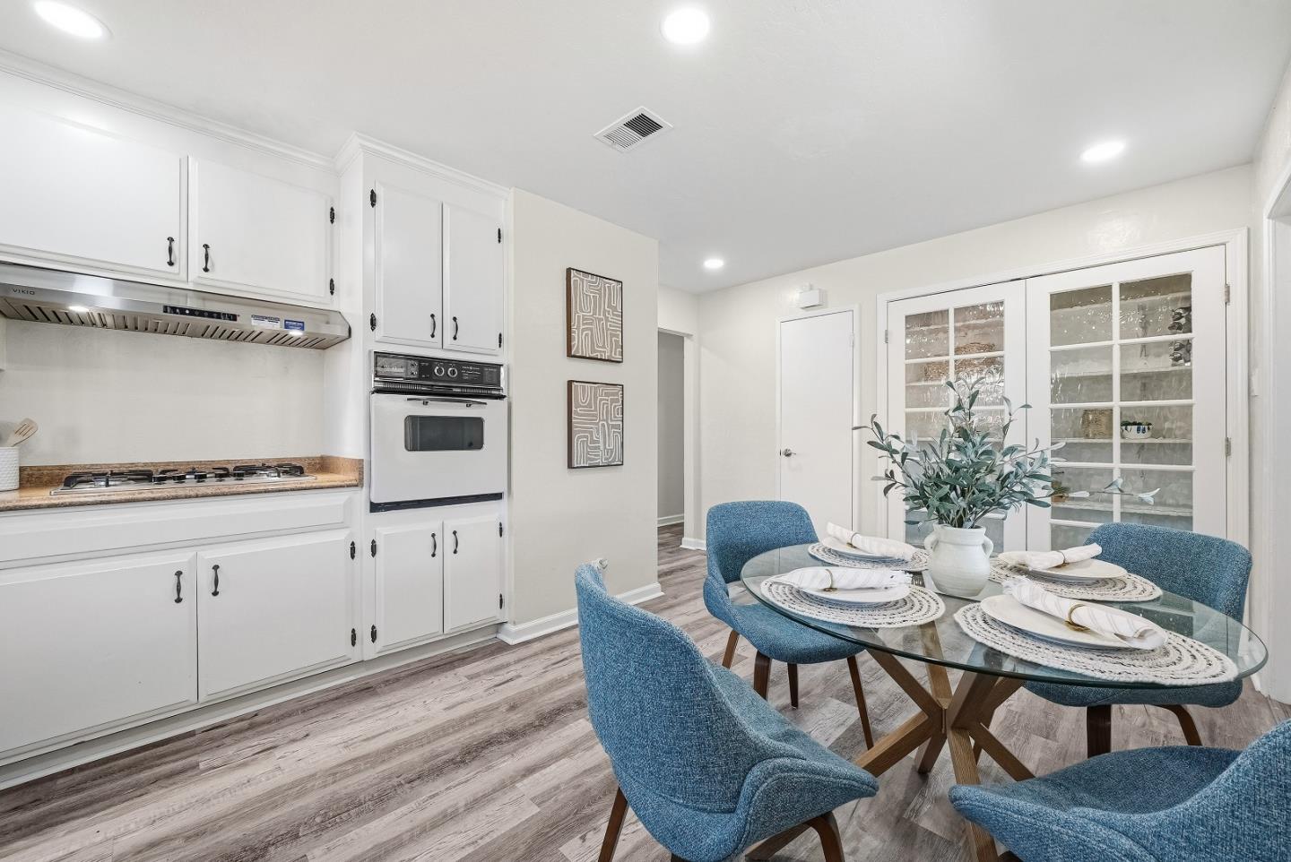 Detail Gallery Image 5 of 32 For 5083 Trenary Way, San Jose,  CA 95118 - 3 Beds | 2 Baths