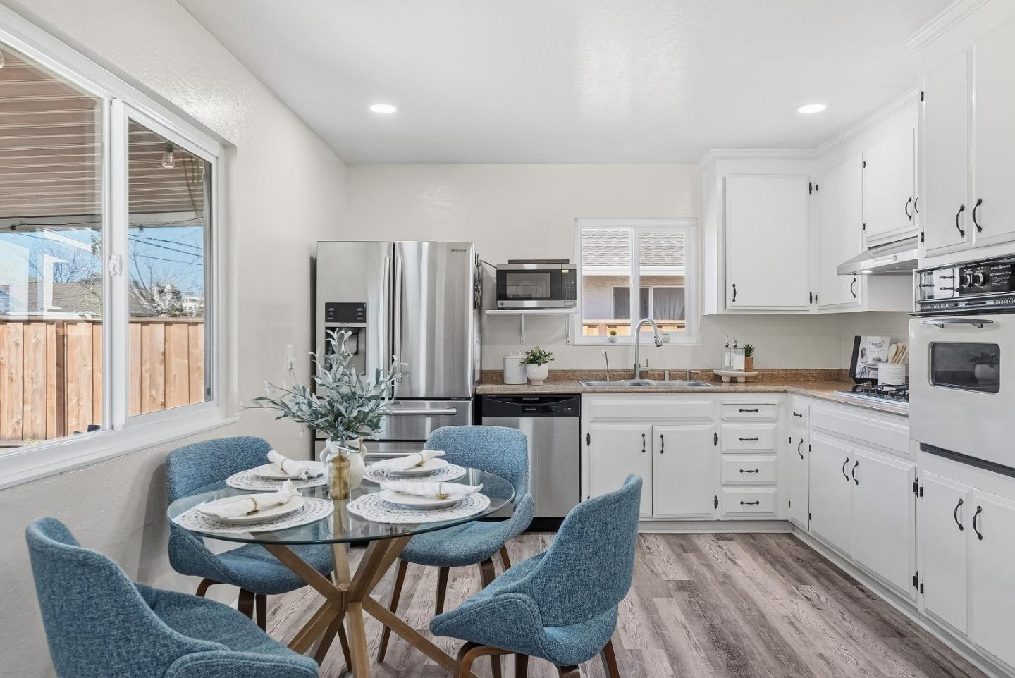 Detail Gallery Image 7 of 32 For 5083 Trenary Way, San Jose,  CA 95118 - 3 Beds | 2 Baths