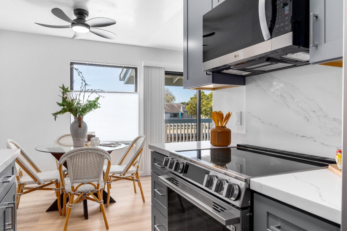 Detail Gallery Image 12 of 42 For 1925 46th Ave #148,  Capitola,  CA 95010 - 2 Beds | 1 Baths