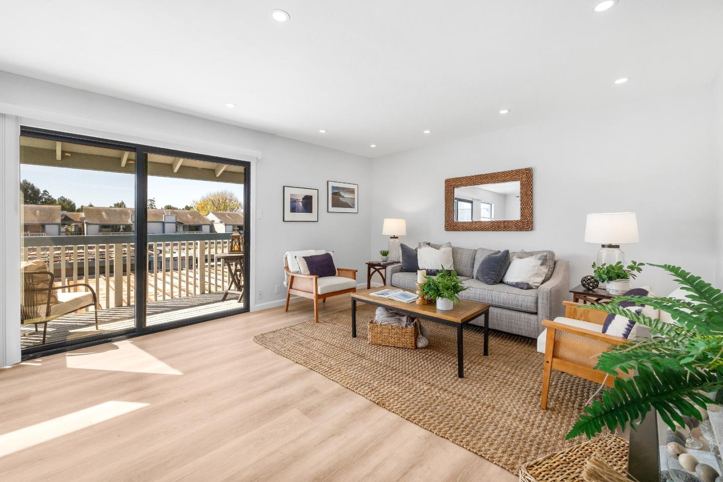 Detail Gallery Image 3 of 42 For 1925 46th Ave #148,  Capitola,  CA 95010 - 2 Beds | 1 Baths