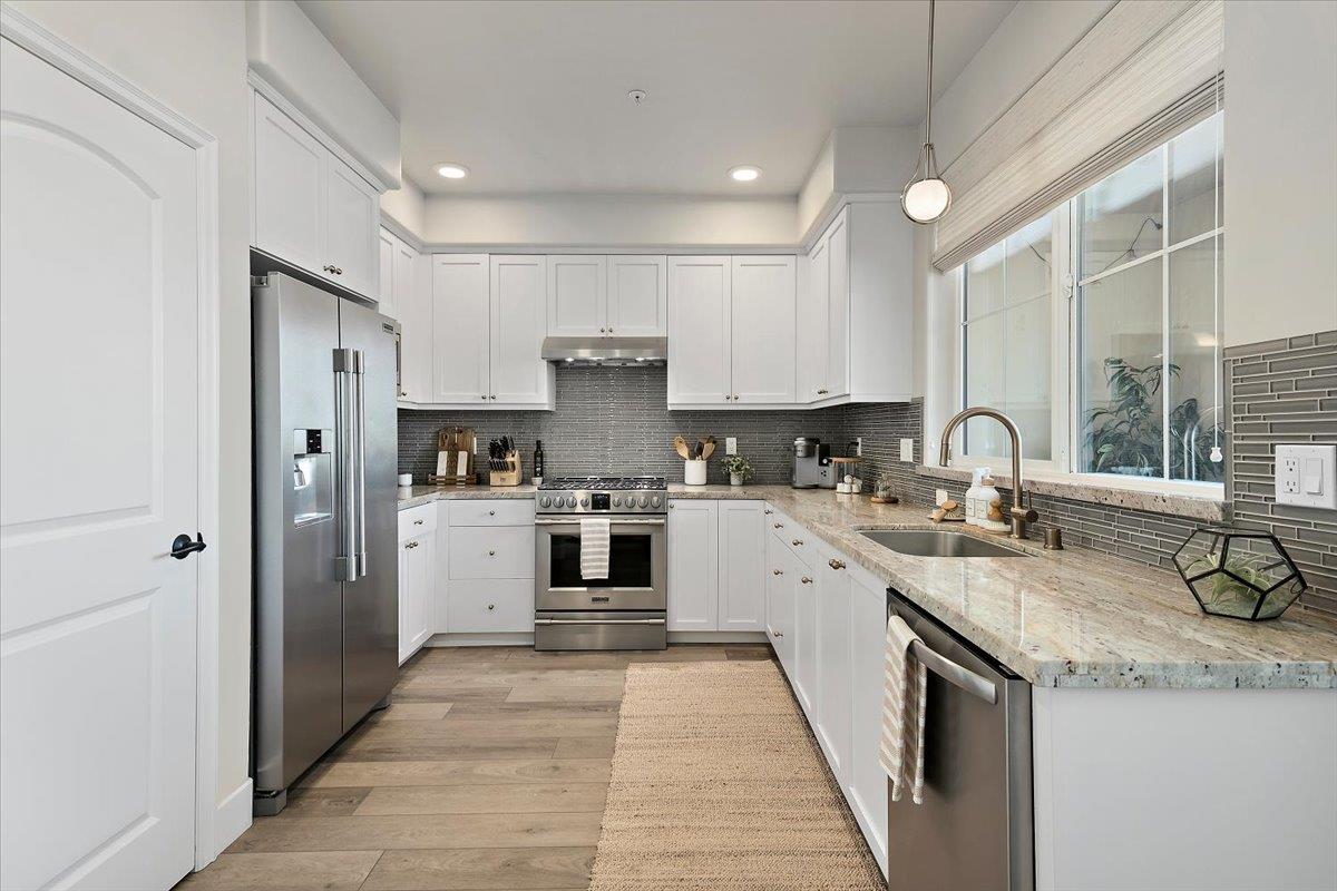 Detail Gallery Image 7 of 16 For 2807 Newhall St #2807,  Santa Clara,  CA 95050 - 2 Beds | 1/1 Baths