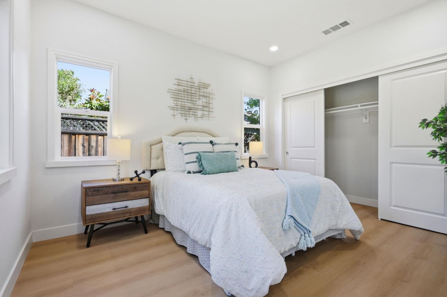 Detail Gallery Image 16 of 30 For 2638 Eaton Ave, Redwood City,  CA 94062 - 3 Beds | 2 Baths