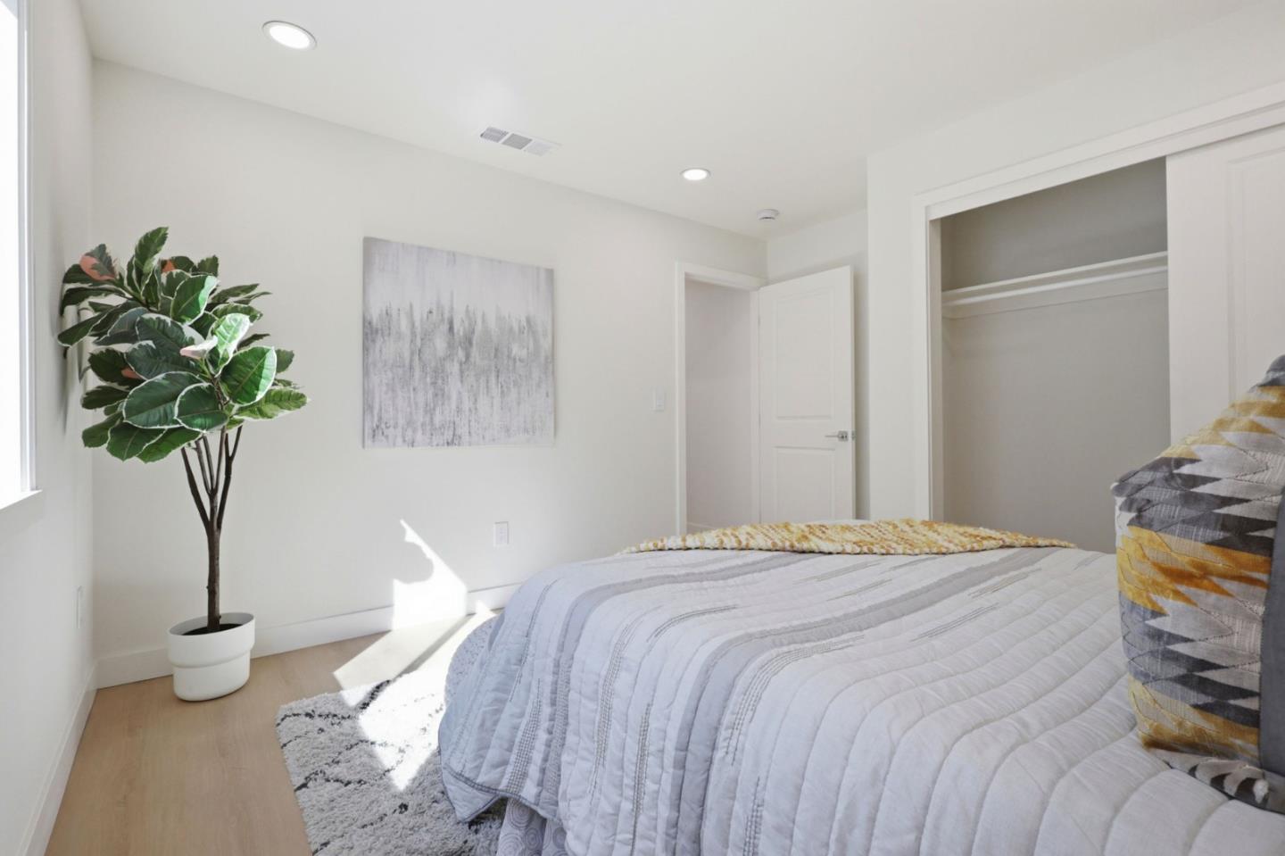 Detail Gallery Image 19 of 30 For 2638 Eaton Ave, Redwood City,  CA 94062 - 3 Beds | 2 Baths